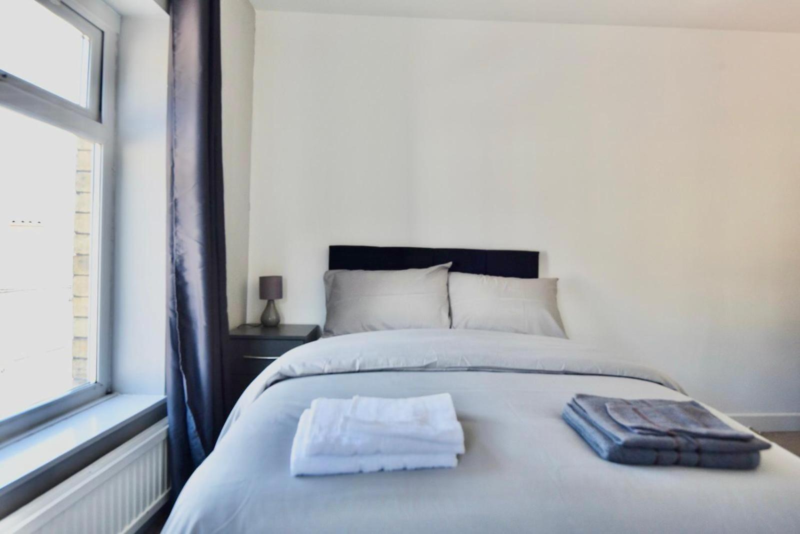 Вілла Come On In Lucas Street Newport Train Station Sleep Upto 8 Екстер'єр фото
