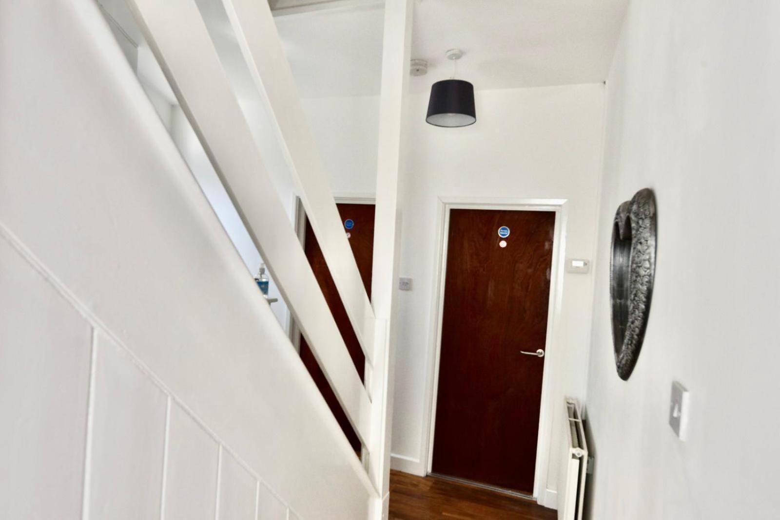 Вілла Come On In Lucas Street Newport Train Station Sleep Upto 8 Екстер'єр фото