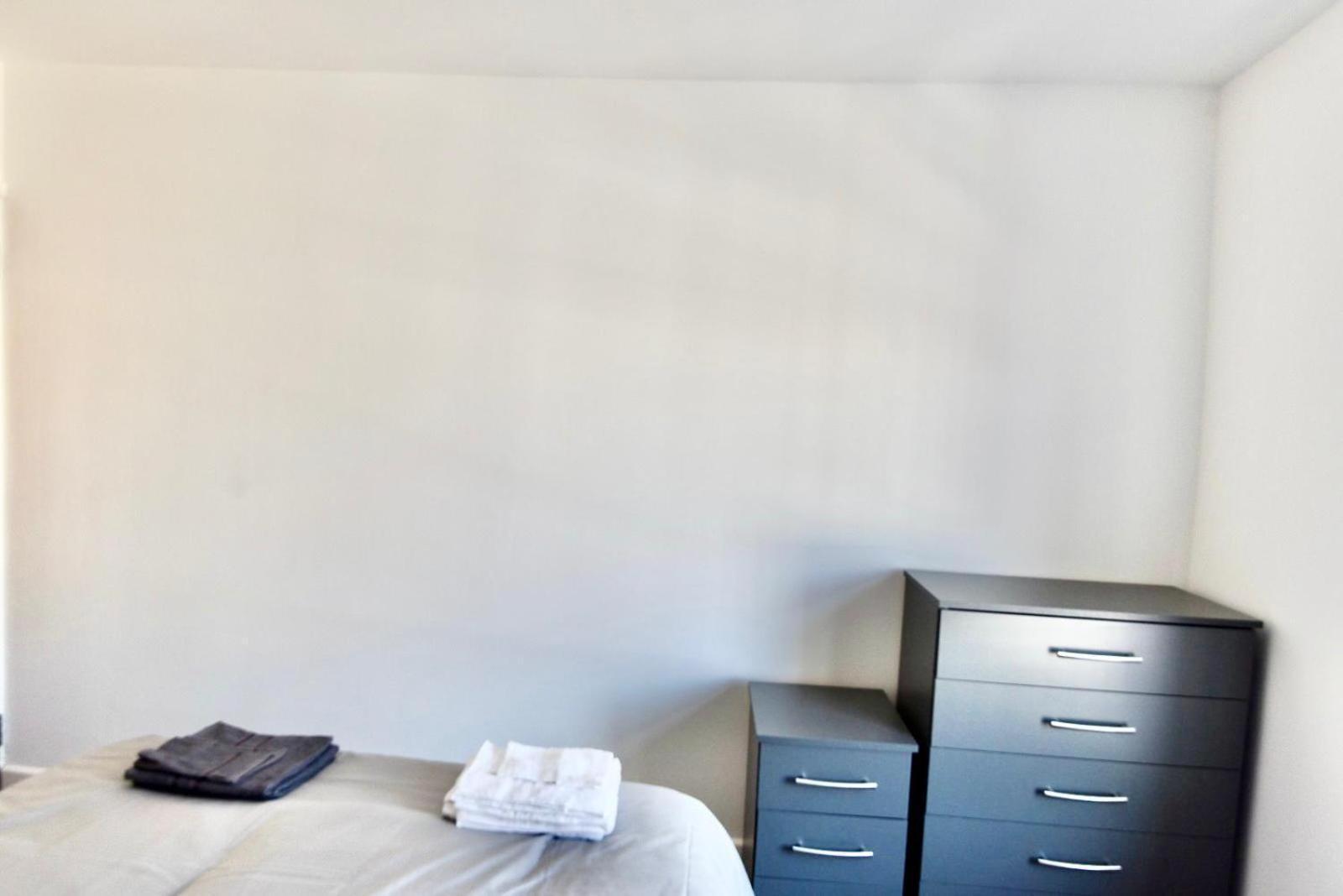 Вілла Come On In Lucas Street Newport Train Station Sleep Upto 8 Номер фото